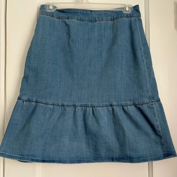 J. Crew Denim A-Line Ruffle Midi Zip Closure Skirt Size: 2 - Picture 1 of 9